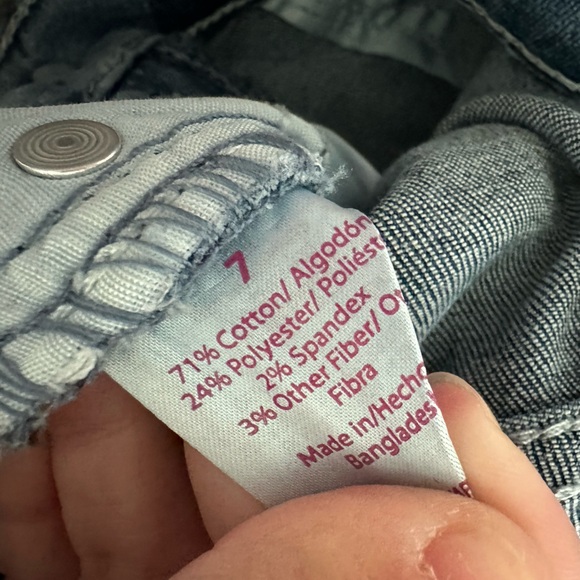 Never worn size 7 plaid flare jeans - Picture 3 of 3